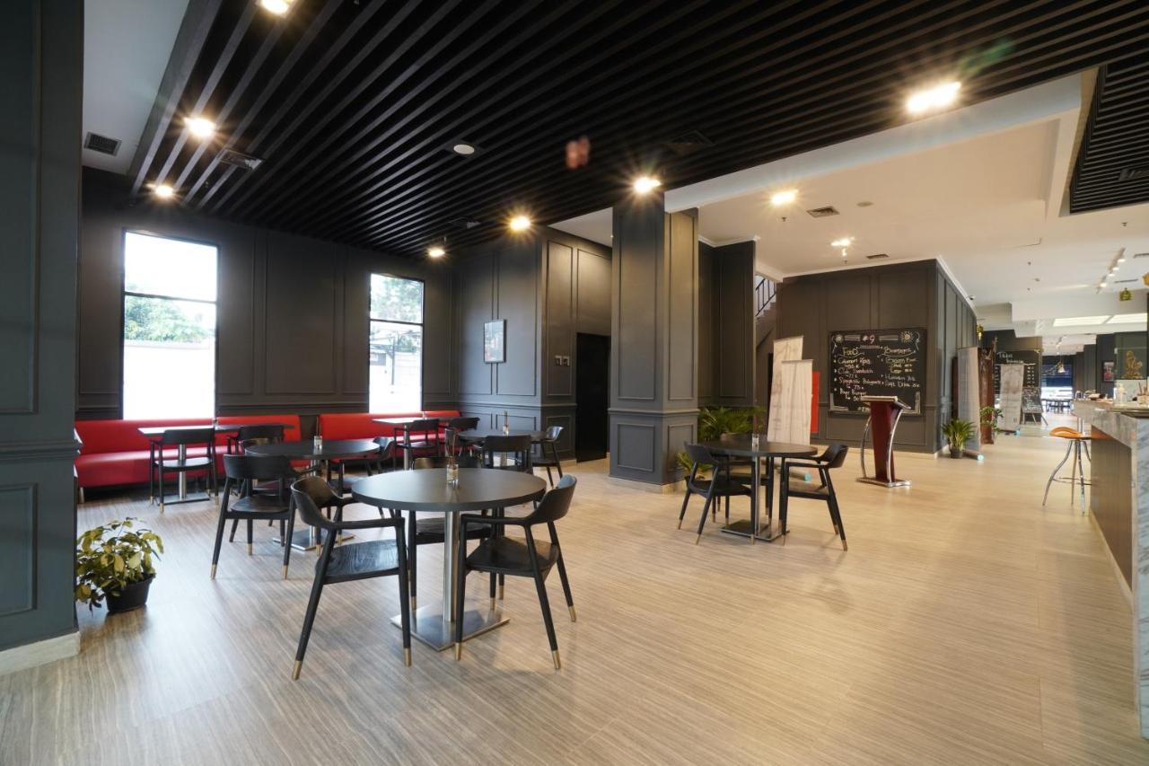Swiss-Belinn Cawang Jakarta Luaran gambar