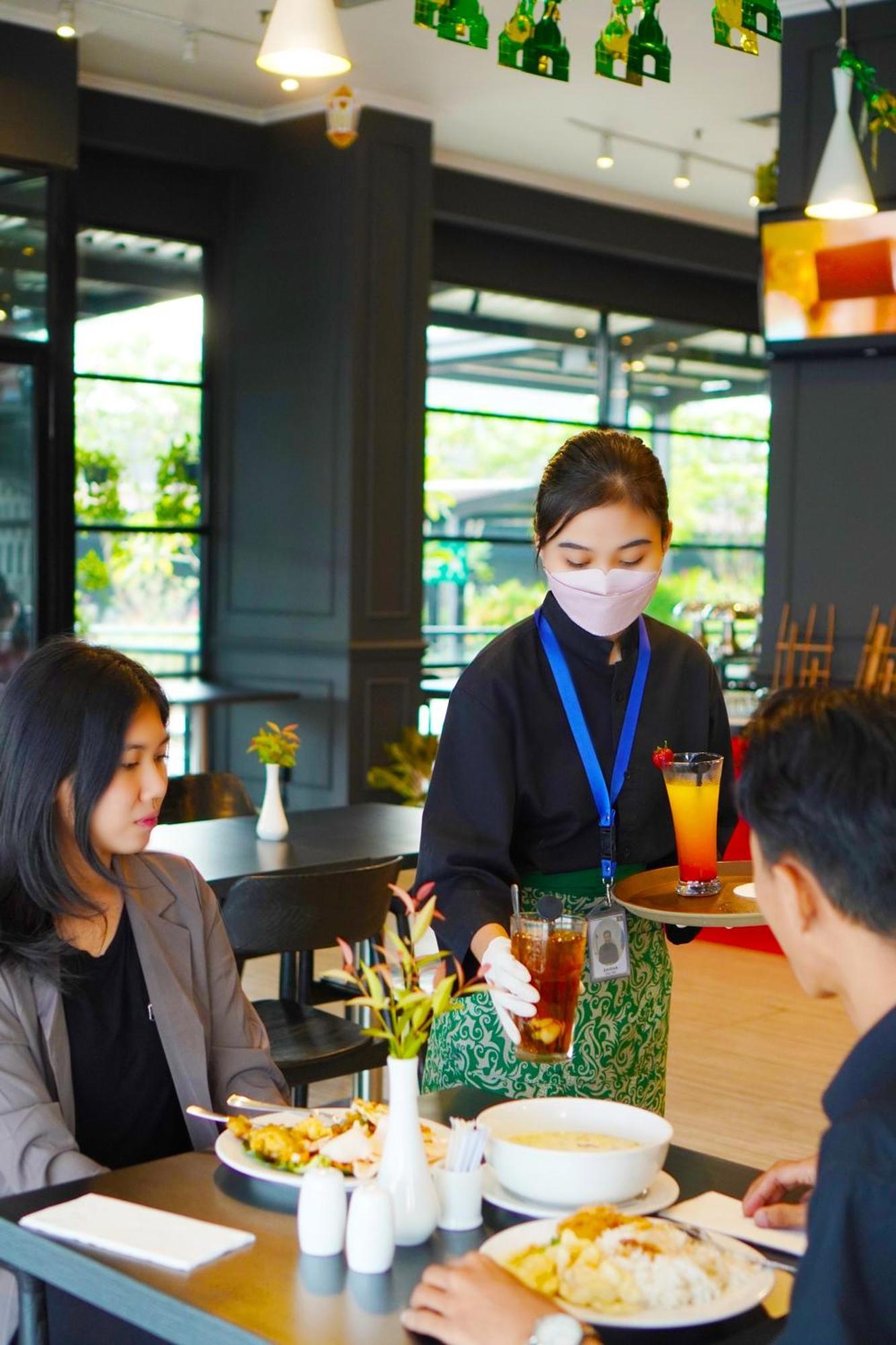 Swiss-Belinn Cawang Jakarta Luaran gambar
